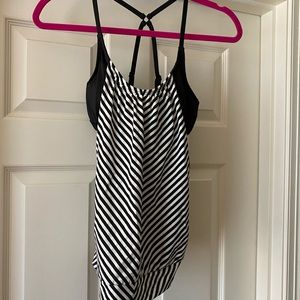 Brand new striped Athleta tankini top Size 32 B/C